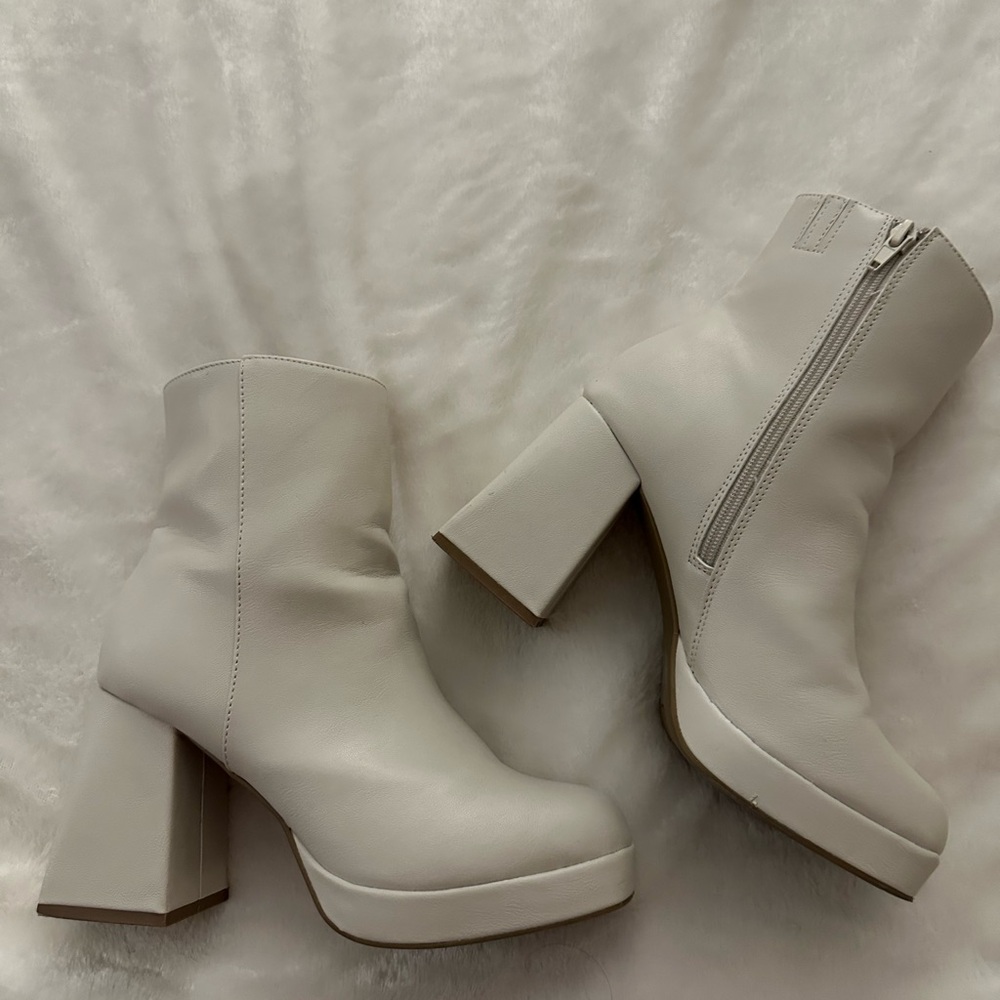 Elegant Cream Ankle Boots